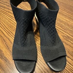 Elegant Black Women's Sandals